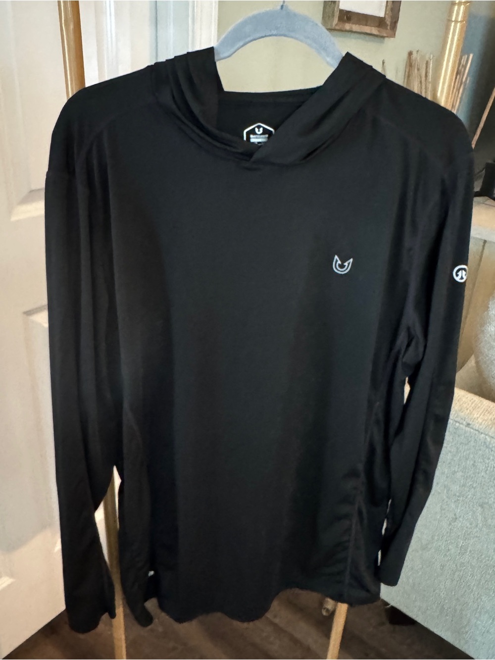 Men's Black Long-Sleeve Hooded Performance Top